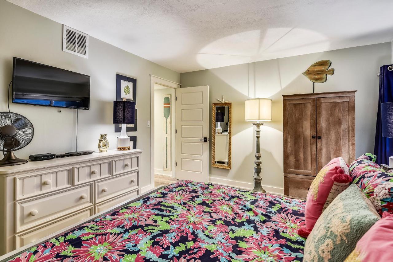 Pinnacle Port #115a By Book That Holiday home *