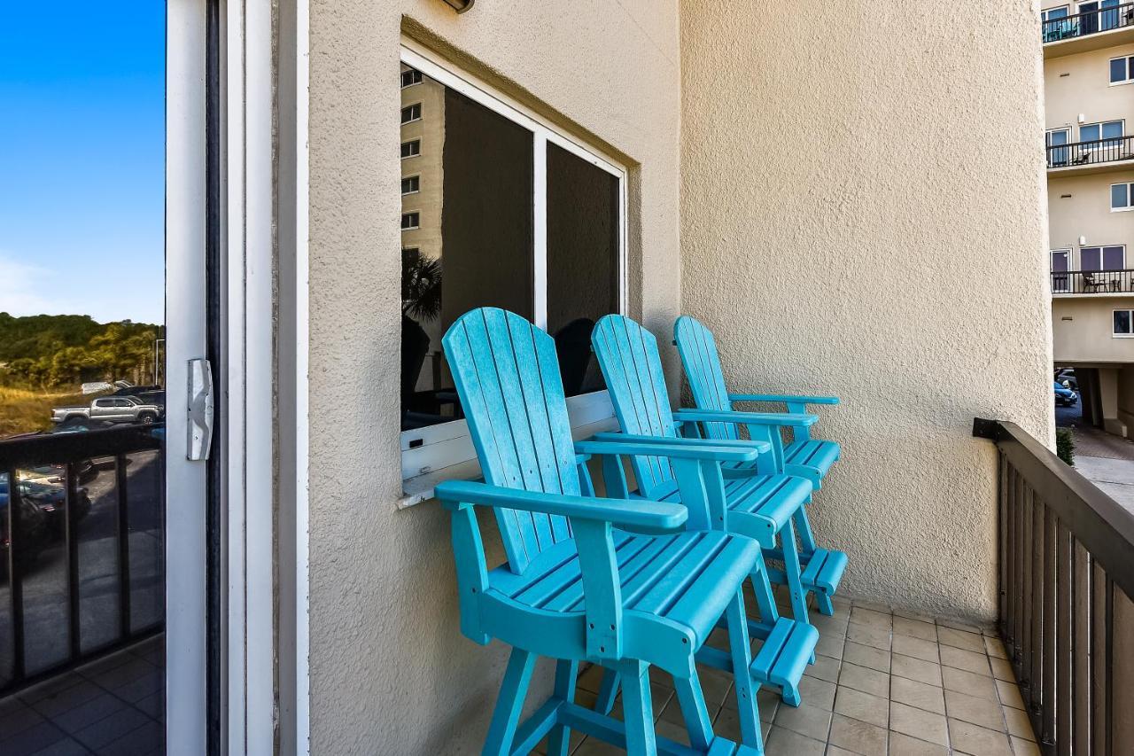 Holiday home Pinnacle Port #115a By Book That *