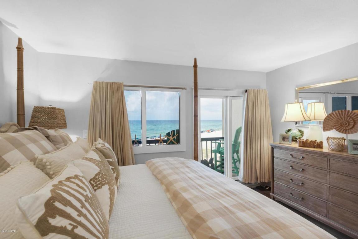 Pinnacle Port #115a By Book That